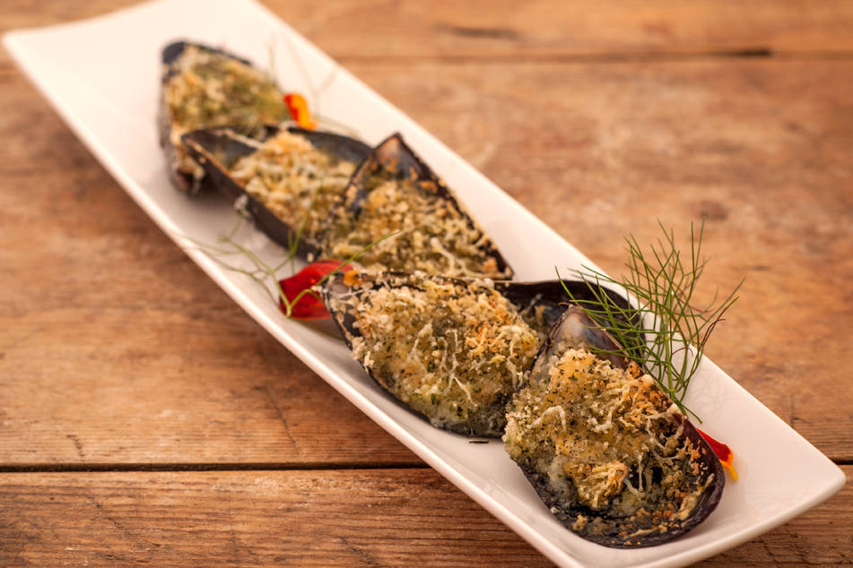 Cozze Nieddittas gratinate.