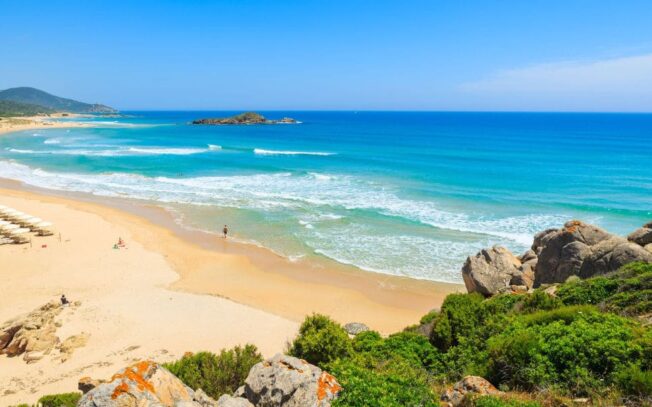 Spiaggia di Chia: dove si trova e come arrivarci