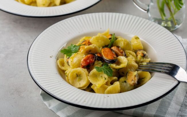 Orecchiette, patate e cozze