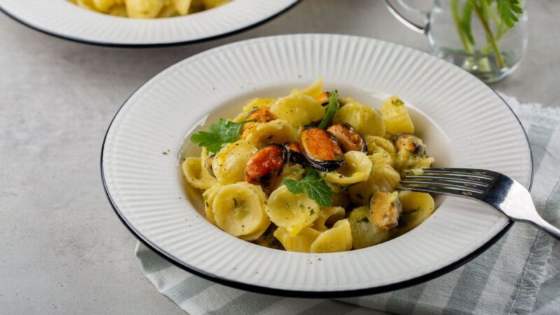 Orecchiette, patate e cozze