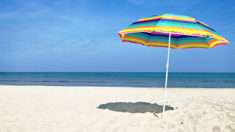 Come aprire ombrellone da spiaggia
