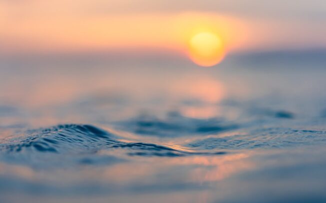 Cosa significa mare sconfinato?